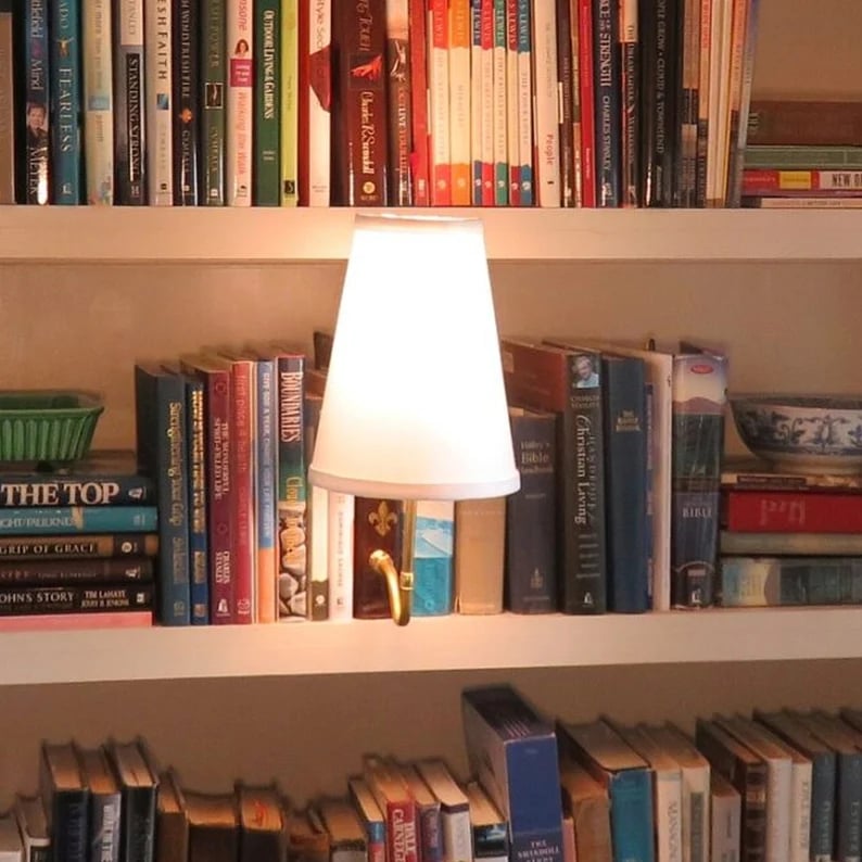 🎉🔥LAST DAY 56% OFF🔥The Classic Literary Lamp - Battery Powered
