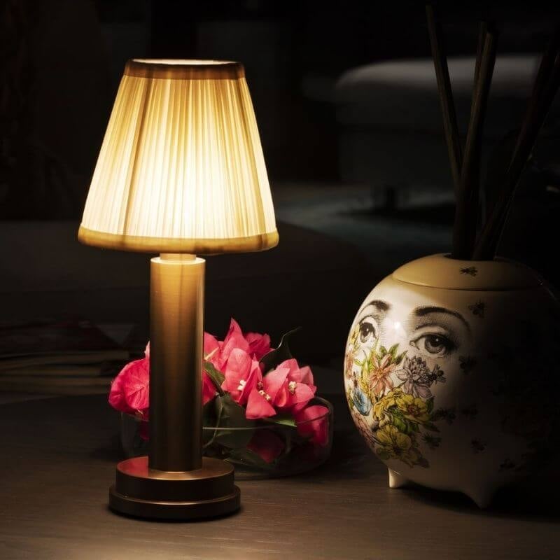 Hellohobot - LED Rechargeable Cordless Metal Table Lamp