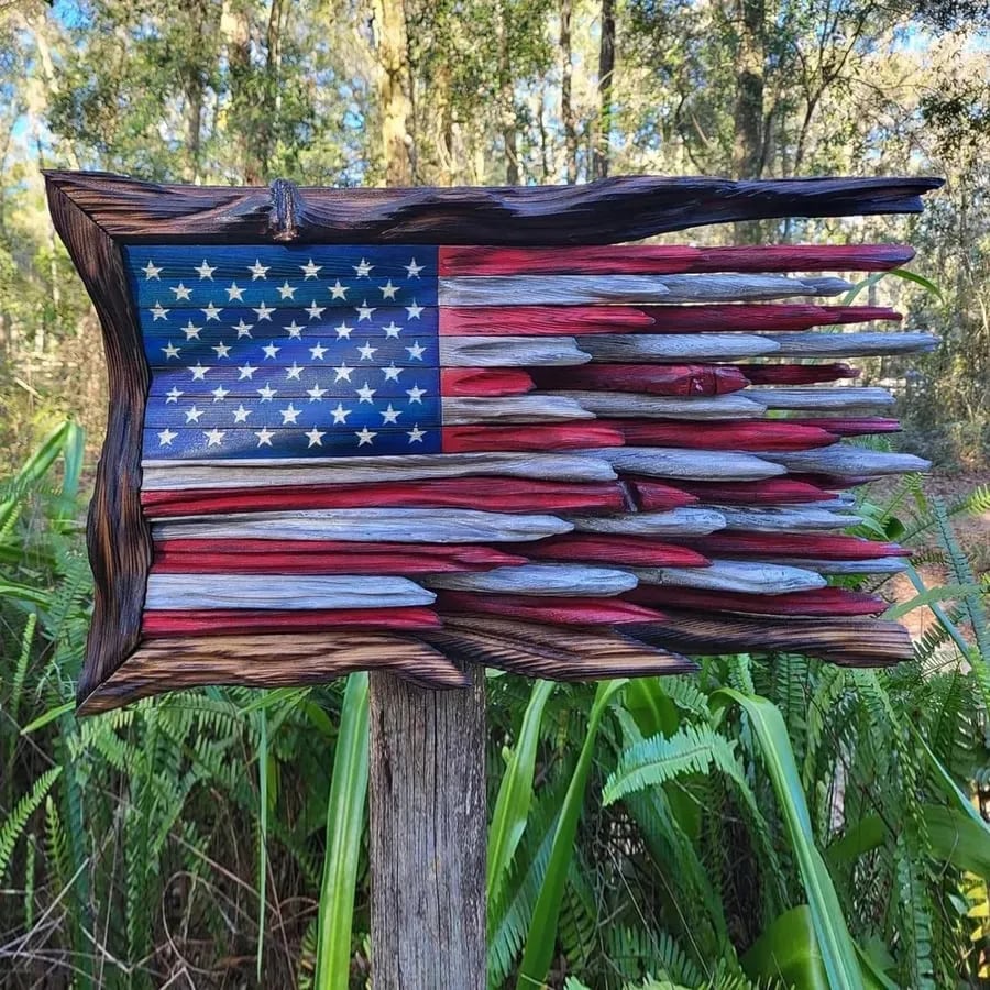 Hellohobot - Wooden American Flag