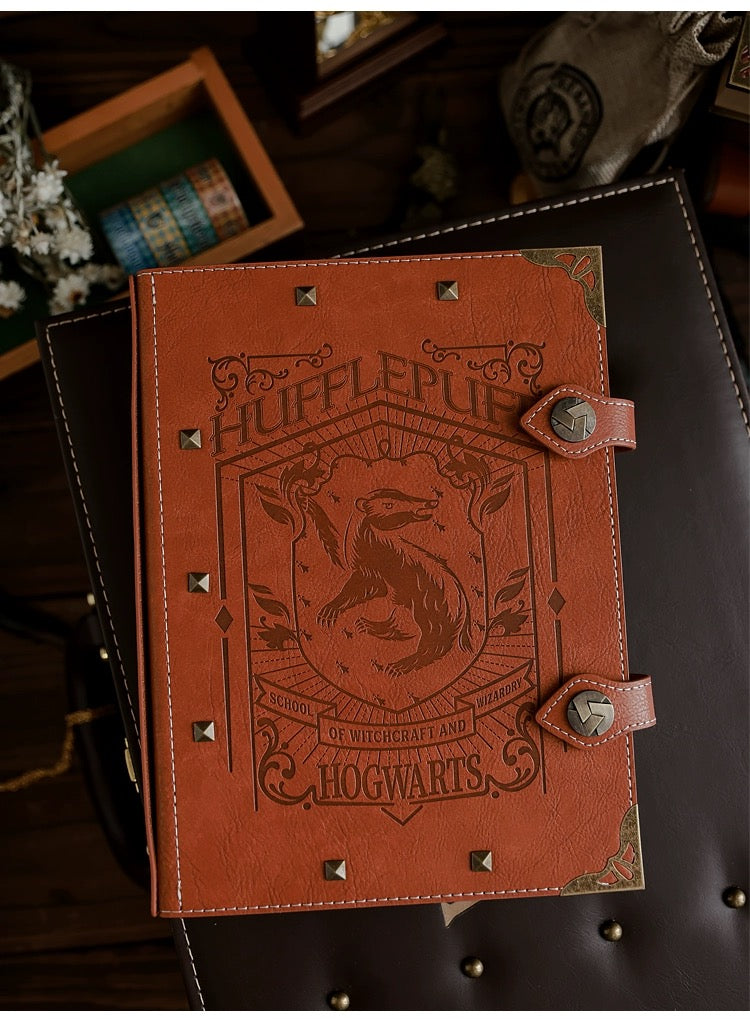 Hellohobot - Hogwarts Handbook Notebook Grimoire