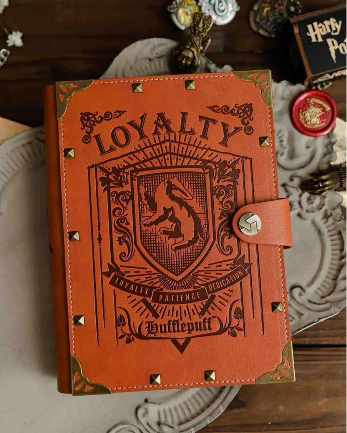 Hellohobot - Hogwarts Handbook Notebook Grimoire